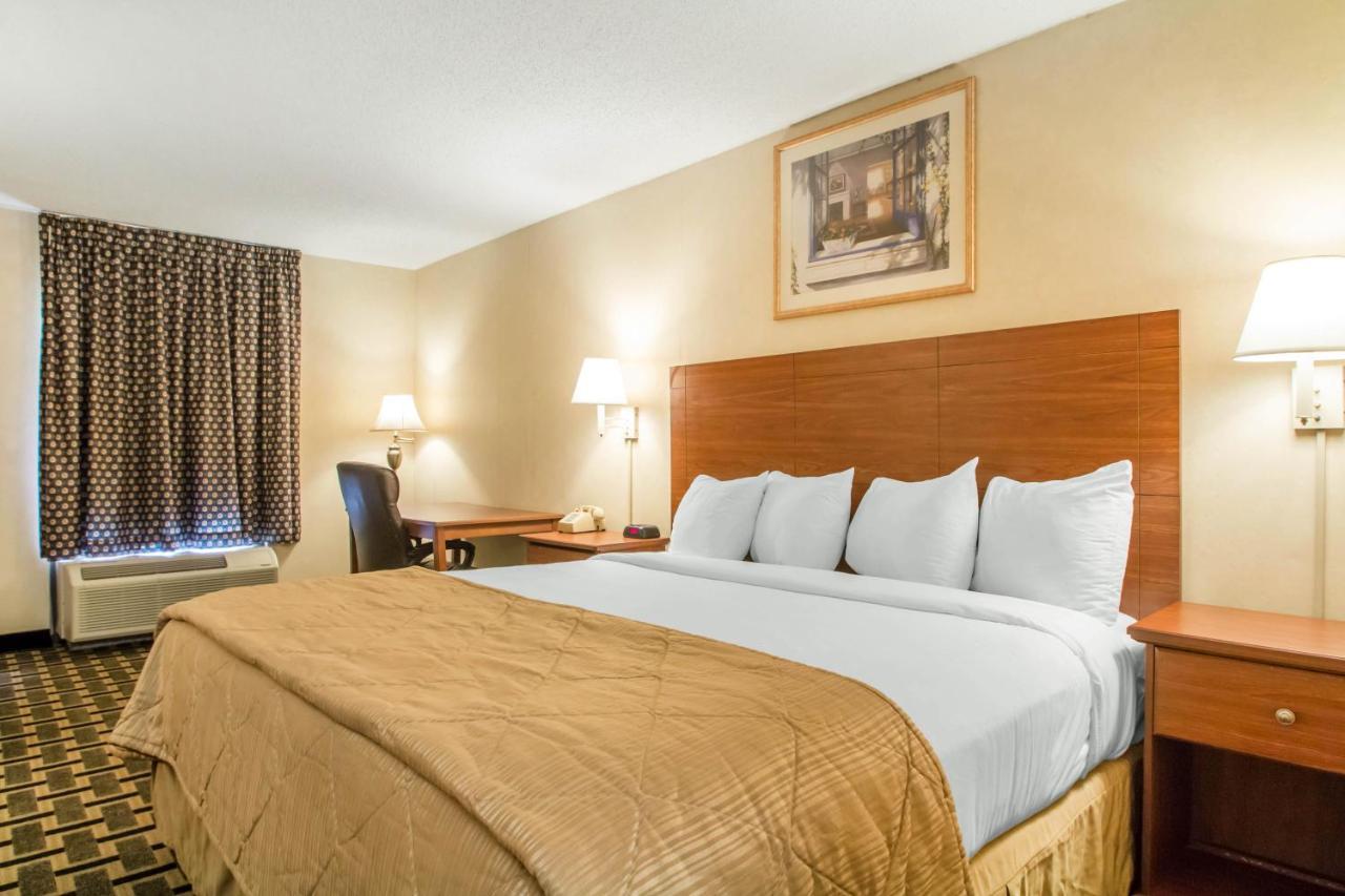 Quality Inn & Suites Ridgeland Exterior photo